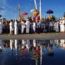 Ala Ayuning Dewasa 18 April 2026: Waktu Ideal Menyetem Gamelan dan Mengolah Lahan di Bali