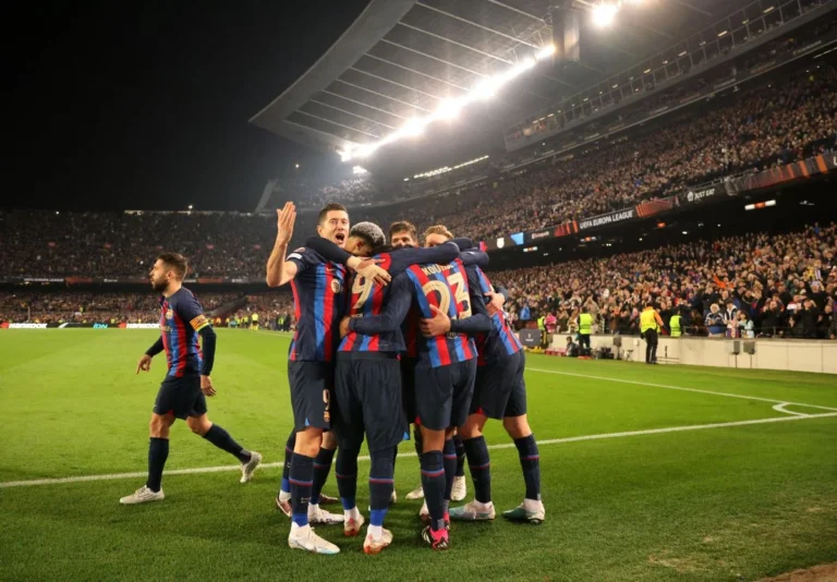 Barcelona Dekat Juara Liga Spanyol Usai Kemenangan Besar Atas Espanyol, Sementara Duo Madrid Tersandung
