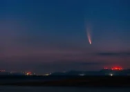 Benda Bercahaya di Langit Lampung-Banten Teridentifikasi sebagai Sisa Roket China, Penjelasan BRIN