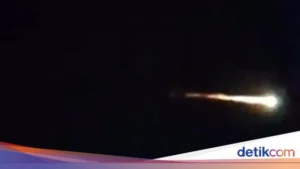 Benda Bercahaya di Langit Lampung Terungkap Bukan Meteor, Melainkan Sampah Antariksa dari Roket China