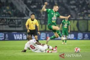 Bernardo Tavares Puji Perjuangan Persebaya Usai Menang Tipis dan Membungkam Persita