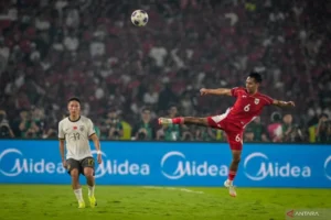 Bojan Hodak Soroti Dua Gol Beckham Putra, Sambut Kritik Pedas dengan Tegas