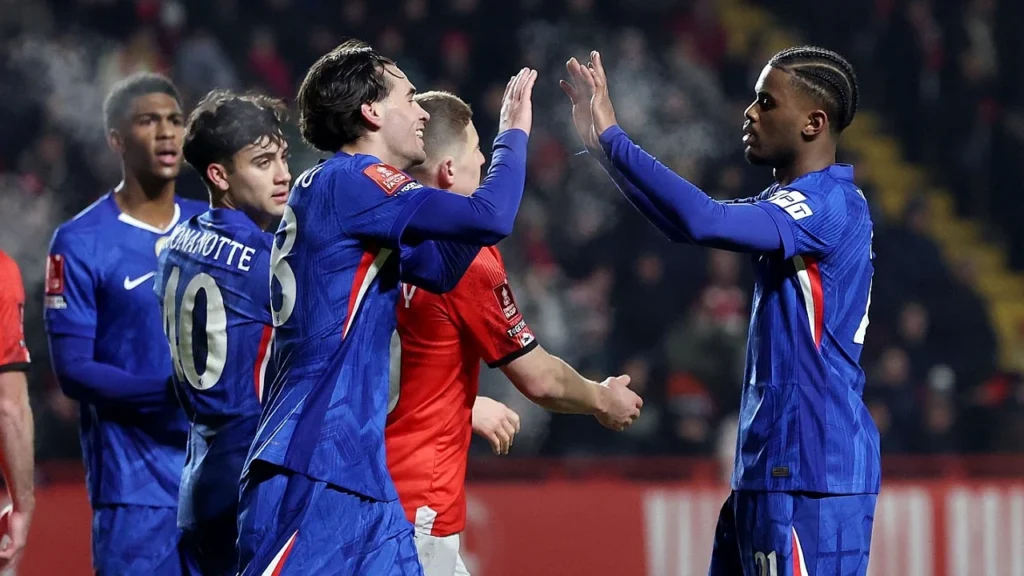 Chelsea Bangkit! Rosenior Desak Tim Menghadapi Laga Berat Melawan Manchester United