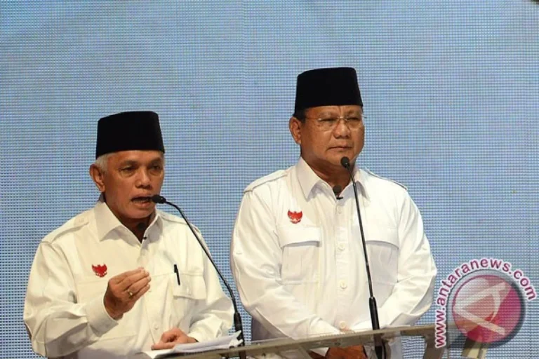 Demokrasi Indonesia Merosot? Saiful Mujani Kritis, Pemerintah Prabowo Bantah dengan Janji Surplus Demokrasi