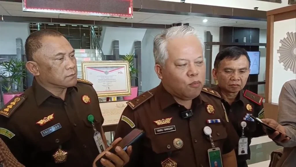 DPR Gencarkan Kritik Tajam pada Kajari Karo Usai Dugaan Mobil dari Bupati, Kejagung Tarik Kajari dan Jaksa Penangan Kasus Amsal Sitepu