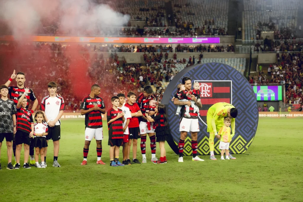 Flamengo vs Bahia: Drama 2-0 di Maracanã, Homage ke Oscar Schmidt, dan Kontroversi Kartu Kuning