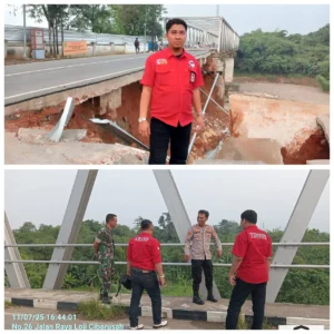 Jembatan Merah Jadi "Kawasan Sampah"—Angkot Terhenti, PKL Menguasai, Warga Desak Perbaikan Segera!