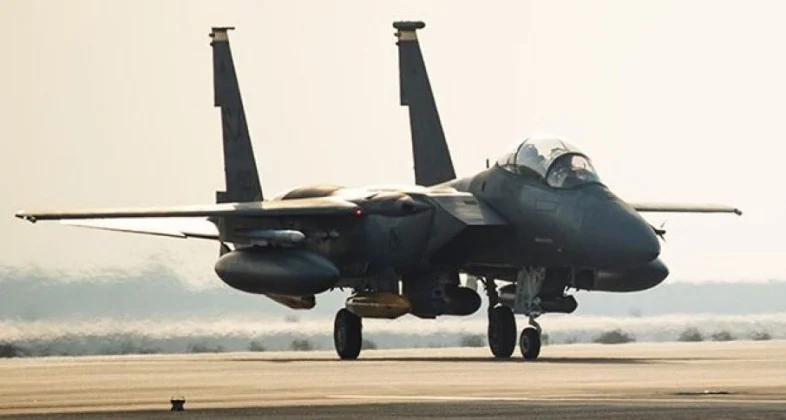 Jet F-15E Amerika Jatuh di Iran, Satu Pilot Diselamatkan; Iran Buka Sayembara Rp1 Miliar