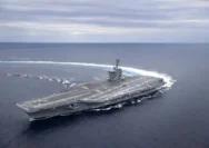 Kapal Induk USS Abraham Lincoln Dihantam Serangan Iran: Kebakaran, Drone, dan Dampak pada Kebijakan Pertahanan AS