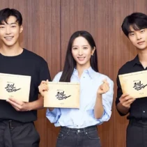 Kim Hyang Gi Siapkan Empat Kolaborasi Idol K‑Pop dalam Drama Terbaru, Cha Hak Yeon Jadi Lawan Main Terbaru