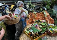 Makna Mendalam Tumpek Landep: Penajaman Pikiran di Balik Tradisi Hindu Bali