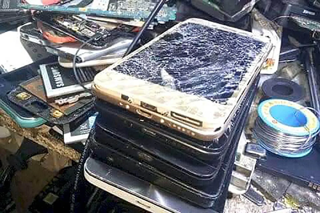 Meninggal di Korea, Barang Koper Reza Valentino Simamora Rusak dan Dua Ponsel Hilang, Kementerian P2MI Janji Penanganan Transparan