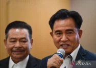 Menko Yusril Serahkan Nasib Kasasi Delpedro dan Rekan ke Mahkamah Agung: Polemik KUHAP Lama vs Baru Memanas