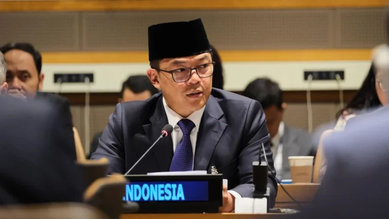 Menlu Sugiono Tolak Undangan Antalya Diplomacy Forum: Arahan Presiden dan Tantangan Kedaulatan Udara Indonesia