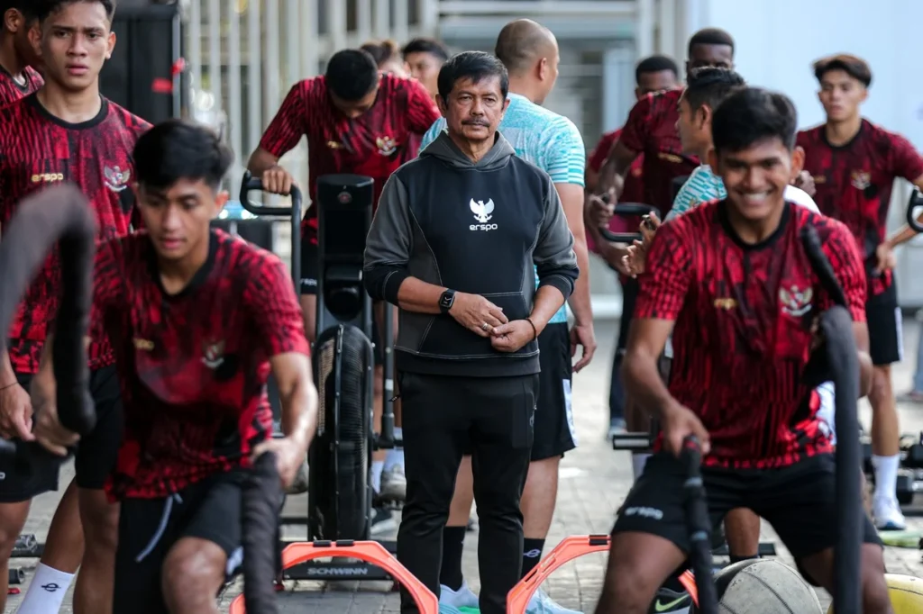 Mirwan Suwarso Ungkap Filosofi Bayern Munich Bawa Como Menembus Posisi Tak Wajar