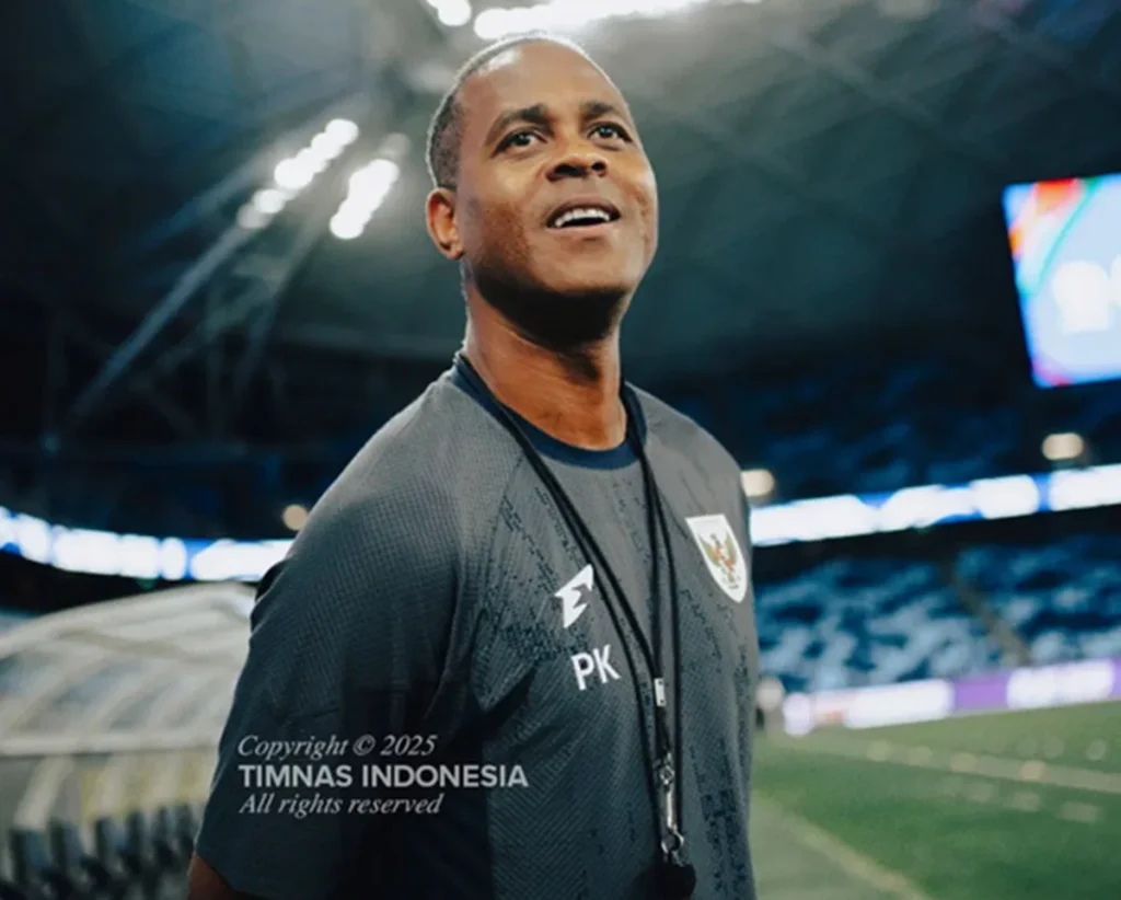 Momen Langka! Patrick Kluivert dan Legenda Dunia Kembali Menghiasi SUGBK di Clash of Legends 2026