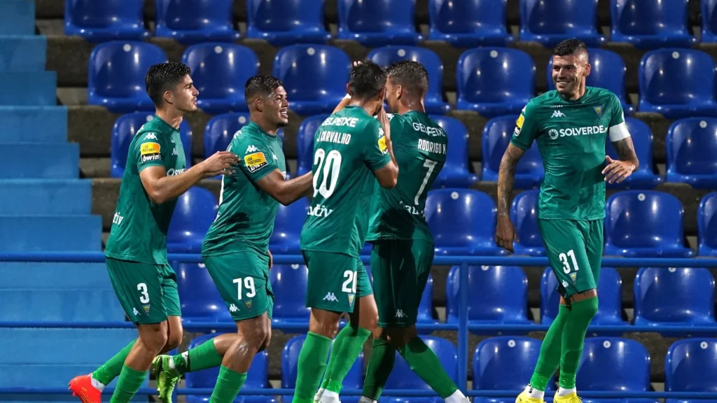 Moreirense Siap Guncang Estoril Praia di Primeira Liga 2026 dengan Formasi Baru dan Dukungan BKFC