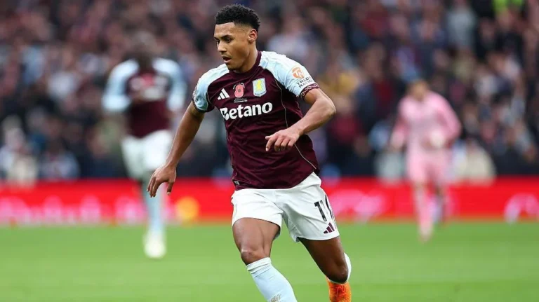Ollie Watkins Bawa Aston Villa Mempertahankan Keunggulan di Europa League: Penampilan Gemilang dan Dampak di Liga Domestik