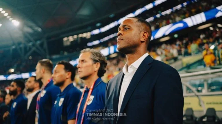 Patrick Kluivert Sambut Dewa United di Clash of Legends, Janjikan Dukungan untuk Timnas Indonesia