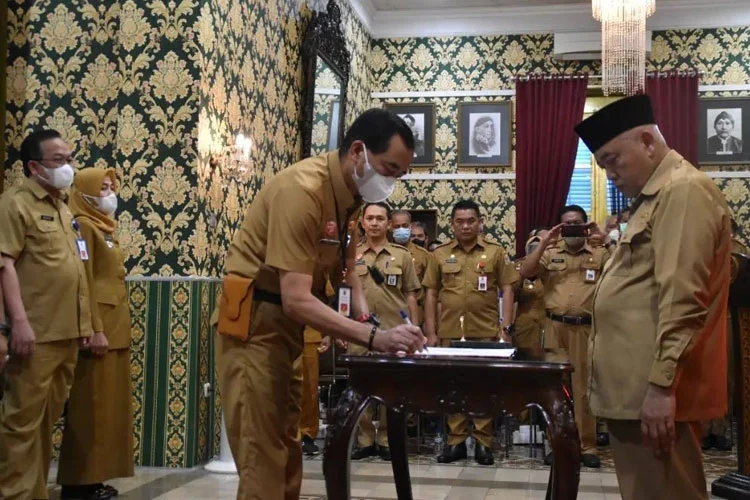 PDIP Kritisi Pelantikan Anak Bupati Malang Jadi Kepala Dinas Lingkungan Hidup, Polemik Nepotisme Meningkat