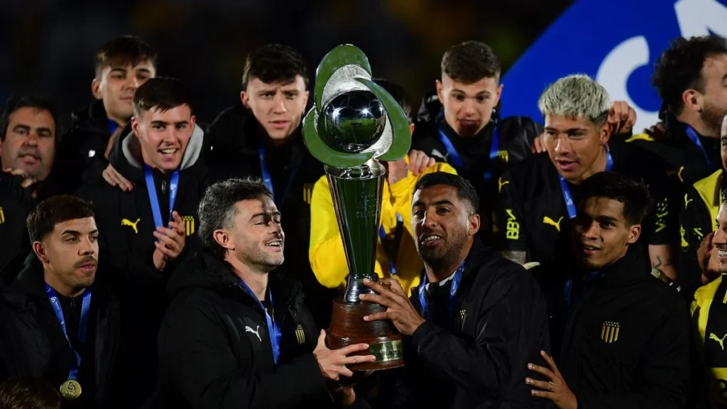 Penarol Dominasi Regional: Kemenangan Dramatis dan Tantangan Baru di Liga Wanita serta Uruguay