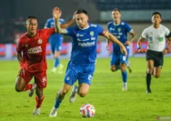 Persib di Puncak! Hitung Poin Kunci Gelar dan Fokus Konsistensi Marc Klok di 7 Laga Penentu