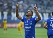 Persib Tumbangkan Semen Padang 2-0, Bojan Hodak Ungkap Catatan Penting untuk Laga Berikutnya