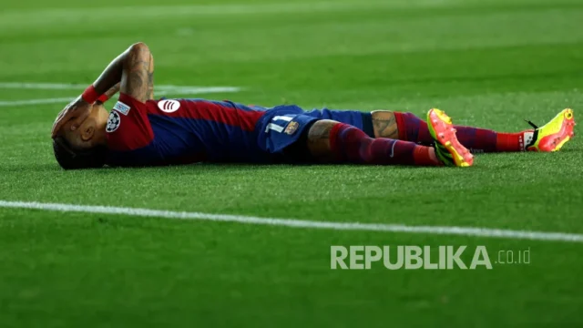 Raphinha Murka: Wasit 'Dirampok' Barcelona Usai Kalah Agregat di Liga Champions