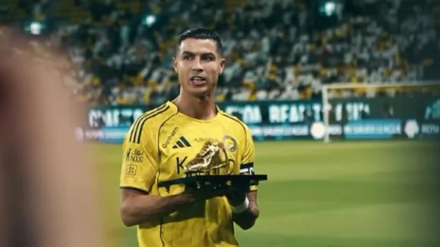 Ronaldo Pimpin Al-Nassr Raih Kemenangan 2-0 atas Al-Okhdood, Puncaki Saudi Pro League