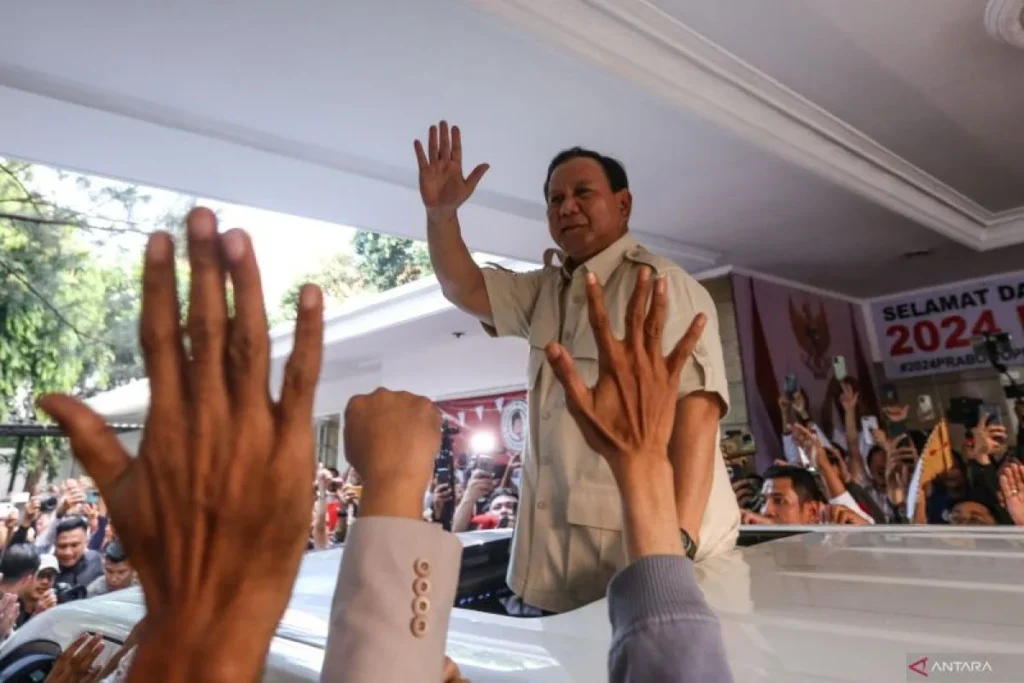 Saiful Mujani Anggap Kemenangan Prabowo Tak Demokratis, Reaksi PAN dan Gerindra Bergolak