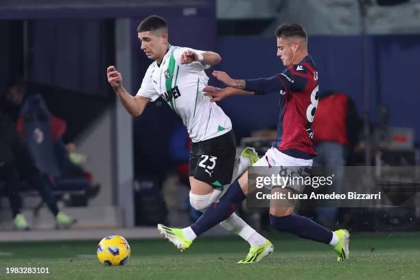 Sassuolo vs Como: Volpato & Nzola Bawa Tim Neroverde Raih Kemenangan Dramatis 2-1