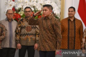 Seskab Teddy Buka Isu Reshuffle Kabinet: Presiden Prabowo Akan Ungkapkan Keputusan Selanjutnya
