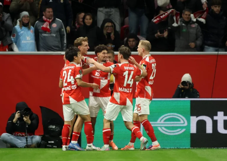 Strasbourg Hancurkan Harapan Mainz 05 di Conference League: Kemenangan 4-0 yang Membekaskan