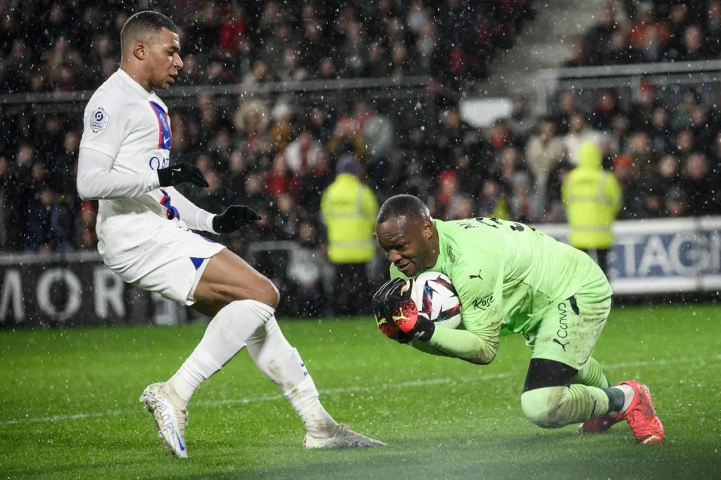 Strasbourg Tumbangkan Nice 3-1, Kembali Menyusul Poin Eropa di Ligue 1