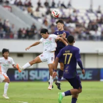 Super League Pekan 28: Persib Bandung Tantang Dewa United, Persija Jakarta Gigit PSBS Biak