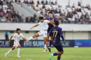 Super League Pekan 28: Persib Bandung Tantang Dewa United, Persija Jakarta Gigit PSBS Biak