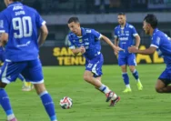 Thom Haye Tak Gentar Jadwal Padat AFC; Siap Tempuh Jarak Jauh demi Persib