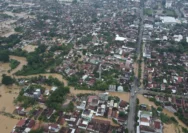 Tragedi Banjir Ponorogo: Dua Bocah Tewas di Kubangan Air, Ribuan Warga Terancam