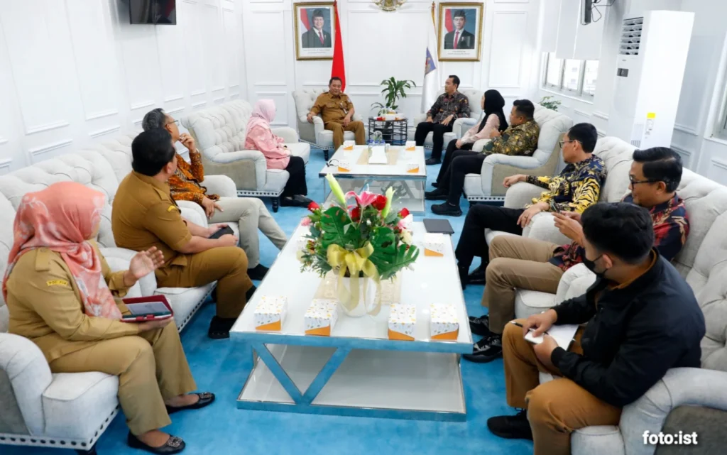 UNJ Jadi Sorotan: Doktor Maria Julianti Usul Revisi UU Kepailitan & Sosiolog Rakhmat Hidayat Buka Tabir Krisis Empati di Kursi Prioritas KRL